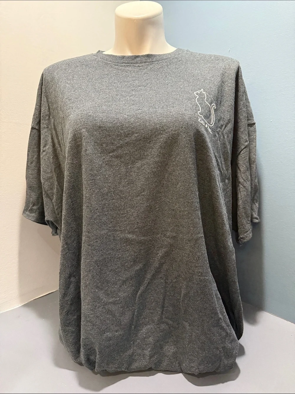 Kittie Kittie Sunflower Cat Graphic Tee - Gray - Picture 3 of 5